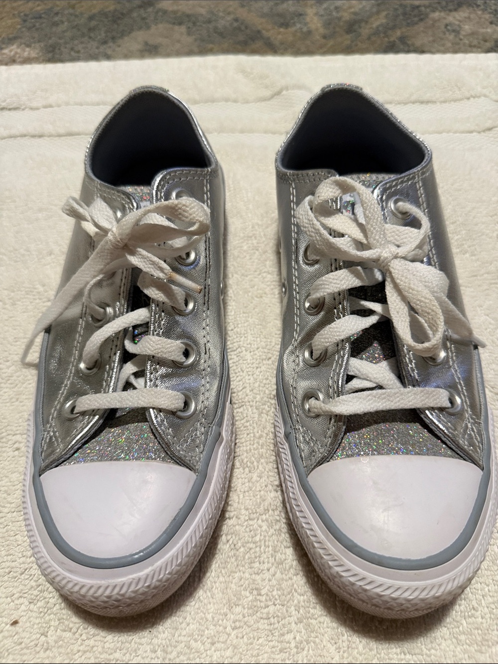 Converse Kids Silver Metallic Low-Top Sneakers with Glitter Toe